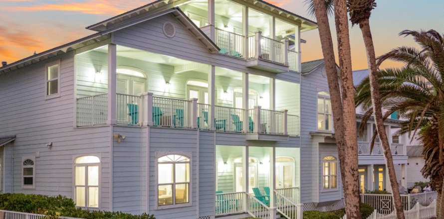 House in Destin, Florida 5 bedrooms, 348.76 sq.m. № 561041
