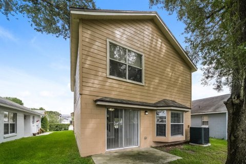Villa ou maison à louer à Orlando, Floride: 3 chambres, 134.89 m2 № 2383513 - photo 17