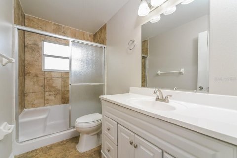 Villa ou maison à louer à Orlando, Floride: 3 chambres, 134.89 m2 № 2383513 - photo 15