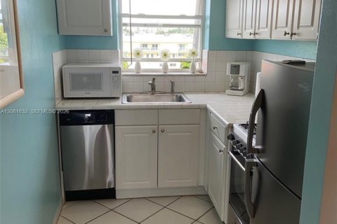 Apartamento en alquiler en Miami Beach, Florida, 46.45 m2 № 2246814 - foto 7