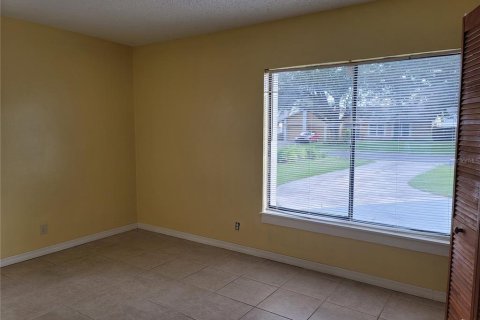 House in Kissimmee, Florida 4 bedrooms, 133.31 sq.m. № 2224842 - photo 9