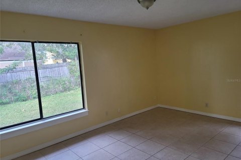 House in Kissimmee, Florida 4 bedrooms, 133.31 sq.m. № 2224842 - photo 11