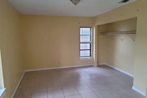 House in Kissimmee, Florida 4 bedrooms, 133.31 sq.m. № 2224842 - photo 12