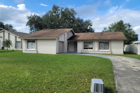 House in Kissimmee, Florida 4 bedrooms, 133.31 sq.m. № 2224842