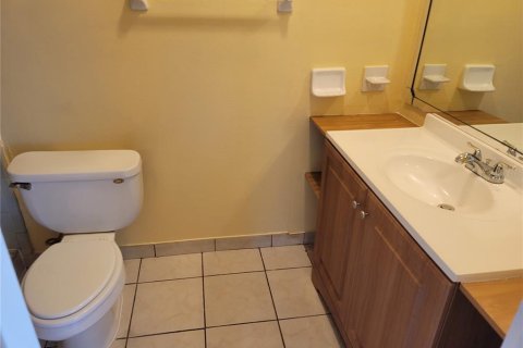 House in Kissimmee, Florida 4 bedrooms, 133.31 sq.m. № 2224842 - photo 13