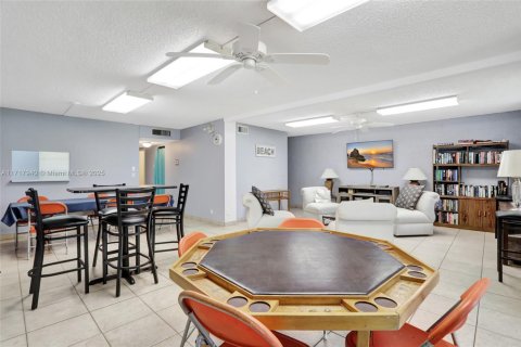 Condo in Margate, Florida, 2 bedrooms  № 1704441 - photo 21
