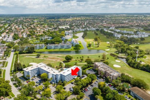 Condo in Margate, Florida, 2 bedrooms  № 1704441 - photo 22