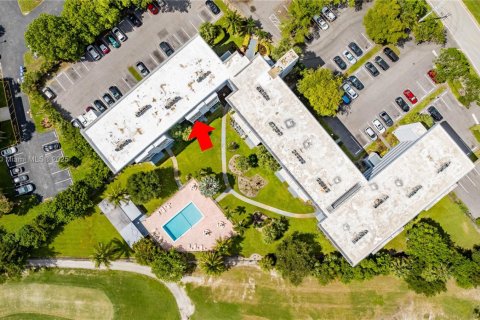 Condo in Margate, Florida, 2 bedrooms  № 1704441 - photo 23