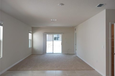 Casa en alquiler en Davenport, Florida, 3 dormitorios, 149.94 m2 № 1803442 - foto 5
