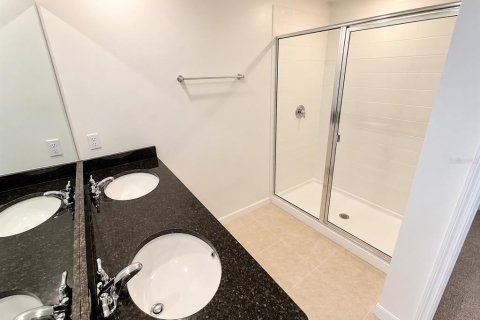 Villa ou maison à louer à Orlando, Floride: 3 chambres, 196.02 m2 № 2388613 - photo 11
