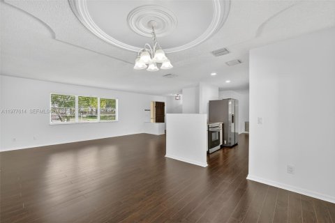 Villa ou maison à louer à Port St. Lucie, Floride: 3 chambres, 160.72 m2 № 2041799 - photo 5