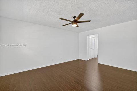 Villa ou maison à louer à Port St. Lucie, Floride: 3 chambres, 160.72 m2 № 2041799 - photo 15