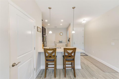 Townhouse in Clearwater, Florida 2 bedrooms, 145.95 sq.m. № 2139367 - photo 10