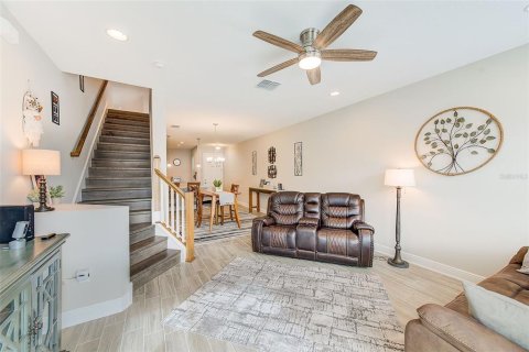 Townhouse in Clearwater, Florida 2 bedrooms, 145.95 sq.m. № 2139367 - photo 17
