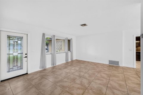 Casa en venta en Pembroke Pines, Florida, 3 dormitorios, 150.04 m2 № 2185697 - foto 14