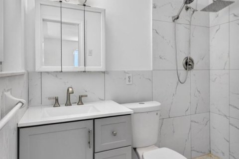 Casa en venta en Pembroke Pines, Florida, 3 dormitorios, 150.04 m2 № 2185697 - foto 21