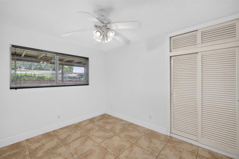 Casa en venta en Pembroke Pines, Florida, 3 dormitorios, 150.04 m2 № 2185697 - foto 25