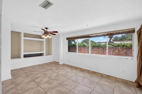 Casa en venta en Pembroke Pines, Florida, 3 dormitorios, 150.04 m2 № 2185697 - foto 17