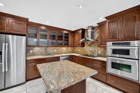 Casa en venta en Pembroke Pines, Florida, 3 dormitorios, 150.04 m2 № 2185697 - foto 3