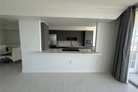 Condominio en venta en Aventura, Florida, 2 dormitorios, 145.39 m2 № 1979357 - foto 5