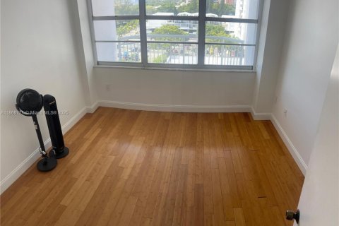 Condominio en venta en Aventura, Florida, 2 dormitorios, 145.39 m2 № 1979357 - foto 15