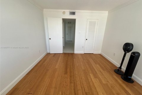 Condominio en venta en Aventura, Florida, 2 dormitorios, 145.39 m2 № 1979357 - foto 14