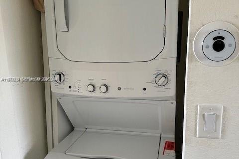 Condominio en Homestead, Florida, 2 dormitorios № 2032976