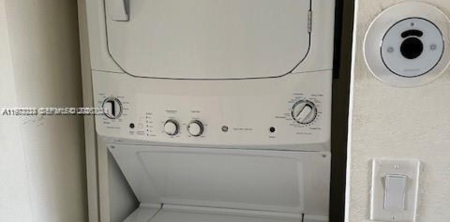 Condominio en Homestead, Florida, 2 dormitorios  № 2032976