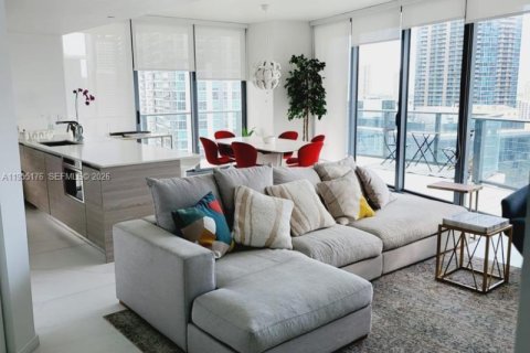Copropriété à louer à Miami, Floride: 2 chambres, 118.82 m2 № 2153389 - photo 7
