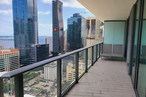 Copropriété à louer à Miami, Floride: 2 chambres, 118.82 m2 № 2153389 - photo 3