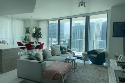 Copropriété à louer à Miami, Floride: 2 chambres, 118.82 m2 № 2153389 - photo 15