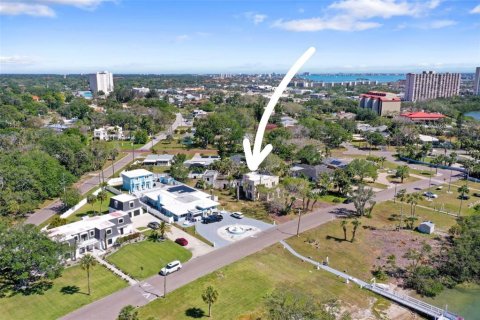 Villa ou maison à vendre à Saint Petersburg, Floride: 5 chambres, 288.46 m2 № 1638199 - photo 24