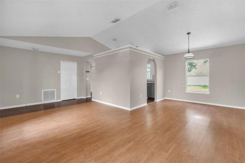 Villa ou maison à vendre à Kissimmee, Floride: 3 chambres, 131.18 m2 № 2211309 - photo 3