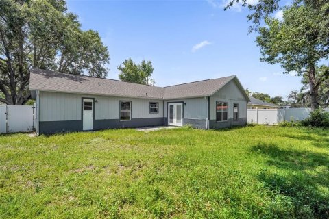 Villa ou maison à vendre à Kissimmee, Floride: 3 chambres, 131.18 m2 № 2211309 - photo 18