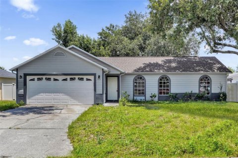 House in Kissimmee, Florida 3 bedrooms, 131.18 sq.m. № 2211309