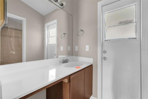 Villa ou maison à vendre à Kissimmee, Floride: 3 chambres, 131.18 m2 № 2211309 - photo 11