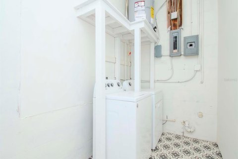 Снять в аренду виллу или дом в Тампа, Флорида 8 комнат, 157м2, № 1793775 - фото 12
