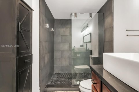 Condominio en venta en Hollywood, Florida, 2 dormitorios, 124.86 m2 № 2006119 - foto 16