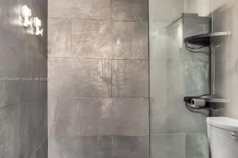 Condominio en venta en Hollywood, Florida, 2 dormitorios, 124.86 m2 № 2006119 - foto 17