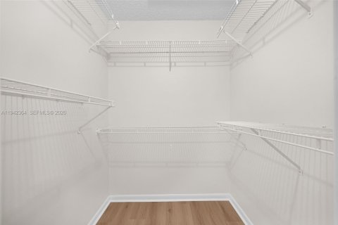 Condominio en venta en Pompano Beach, Florida, 2 dormitorios, 116.13 m2 № 2000451 - foto 14