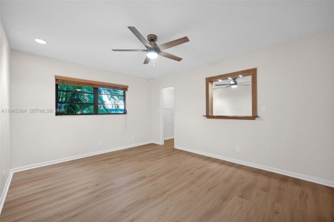 Condominio en venta en Pompano Beach, Florida, 2 dormitorios, 116.13 m2 № 2000451 - foto 15