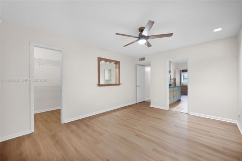 Condominio en venta en Pompano Beach, Florida, 2 dormitorios, 116.13 m2 № 2000451 - foto 13