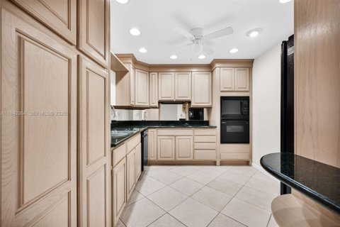 Condominio en venta en Pompano Beach, Florida, 2 dormitorios, 116.13 m2 № 2000451 - foto 6