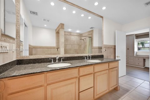 Condominio en venta en Pompano Beach, Florida, 2 dormitorios, 116.13 m2 № 2000451 - foto 11