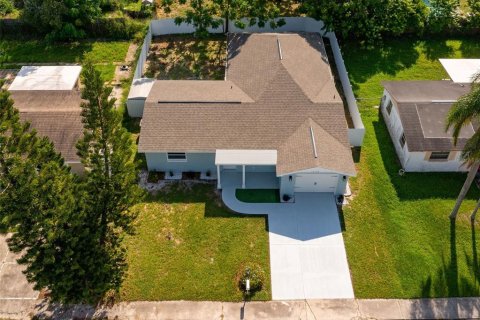 Casa en venta en Port Richey, Florida, 3 dormitorios, 136.66 m2 № 1907557 - foto 18