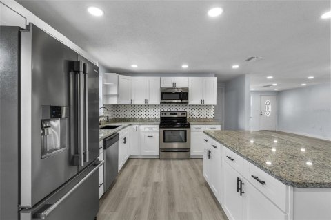 Casa en venta en Port Richey, Florida, 3 dormitorios, 136.66 m2 № 1907557 - foto 4