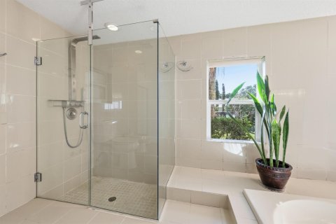 House in Palm Beach Gardens, Florida 5 bedrooms, 432.37 sq.m. № 2251102 - photo 30