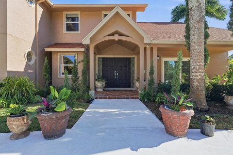 House in Palm Beach Gardens, Florida 5 bedrooms, 432.37 sq.m. № 2251102 - photo 4