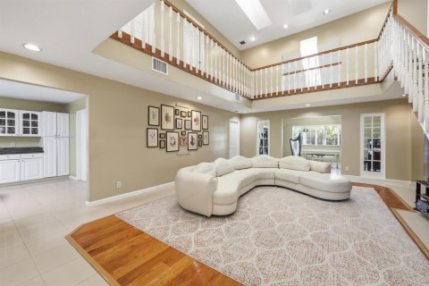 House in Palm Beach Gardens, Florida 5 bedrooms, 432.37 sq.m. № 2251102 - photo 7