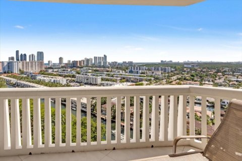 Copropriété à vendre à Aventura, Floride: 3 chambres, 170.94 m2 № 1892323 - photo 3